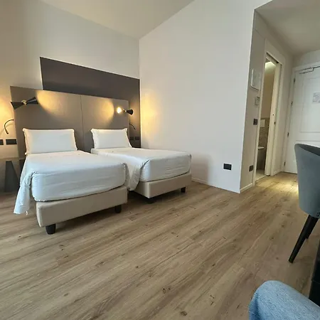 Hotel Porta Pia